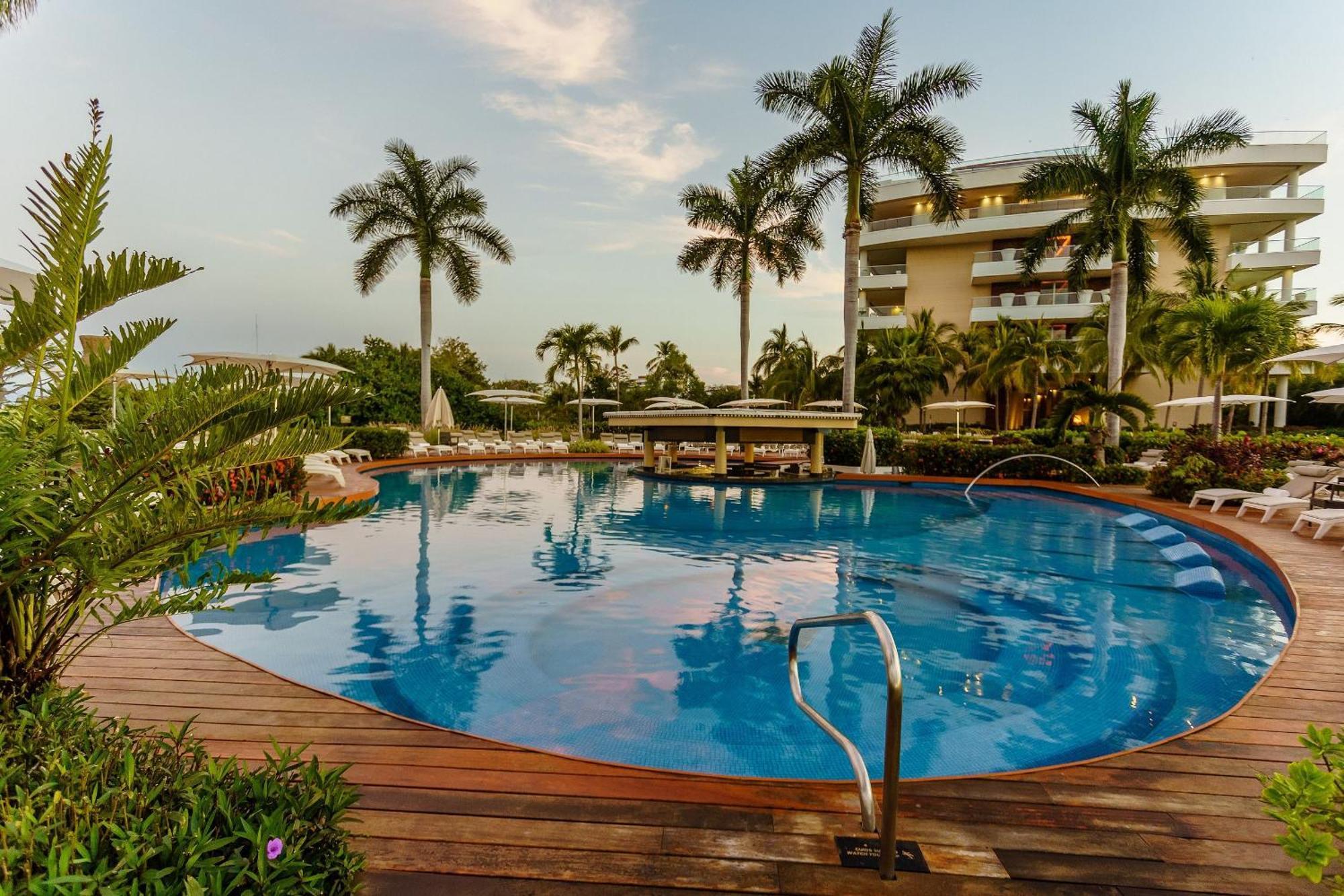 The Grand Luxxe Three Bedroom Spa Suite Nuevo Vallarta Eksteriør billede